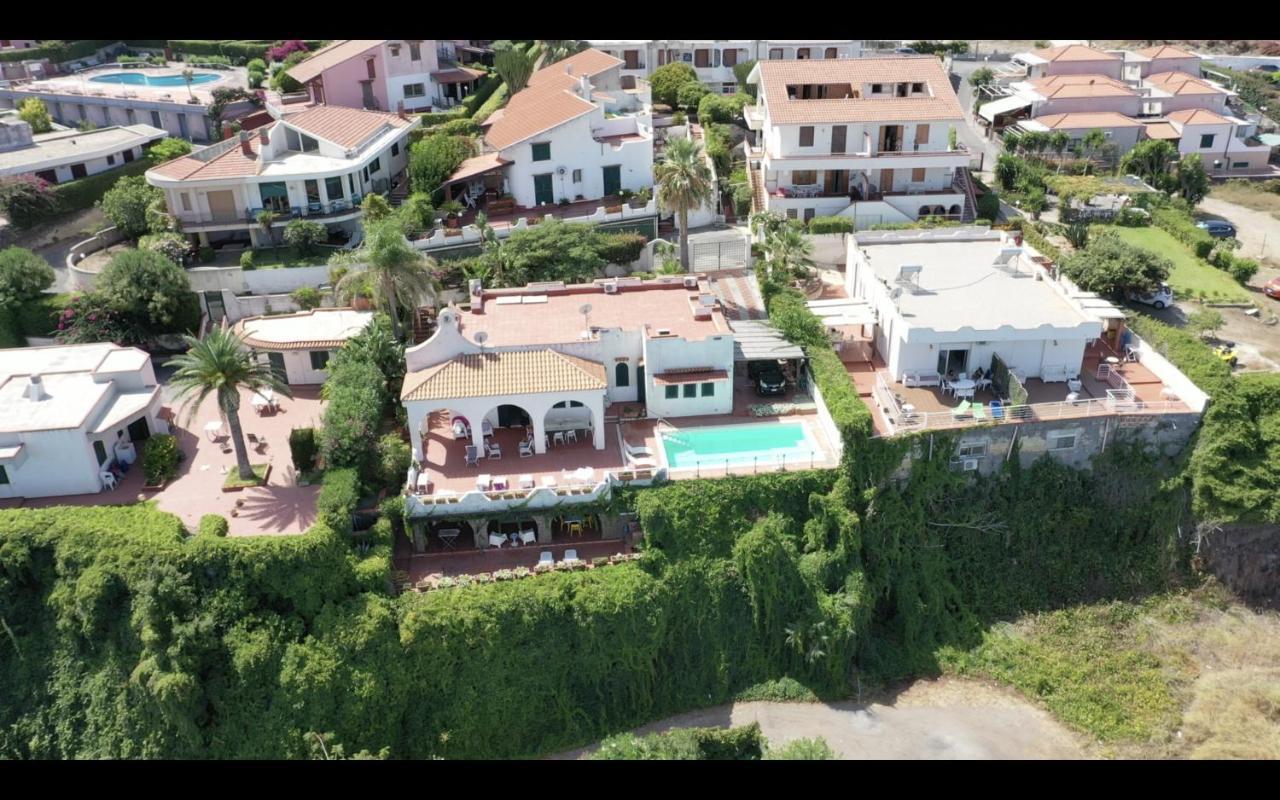 Villa Anna อันโญเน บันญี ภายนอก รูปภาพ